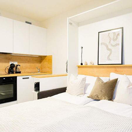 Mymozart Apartments Prague By Rentero Property 外观 照片