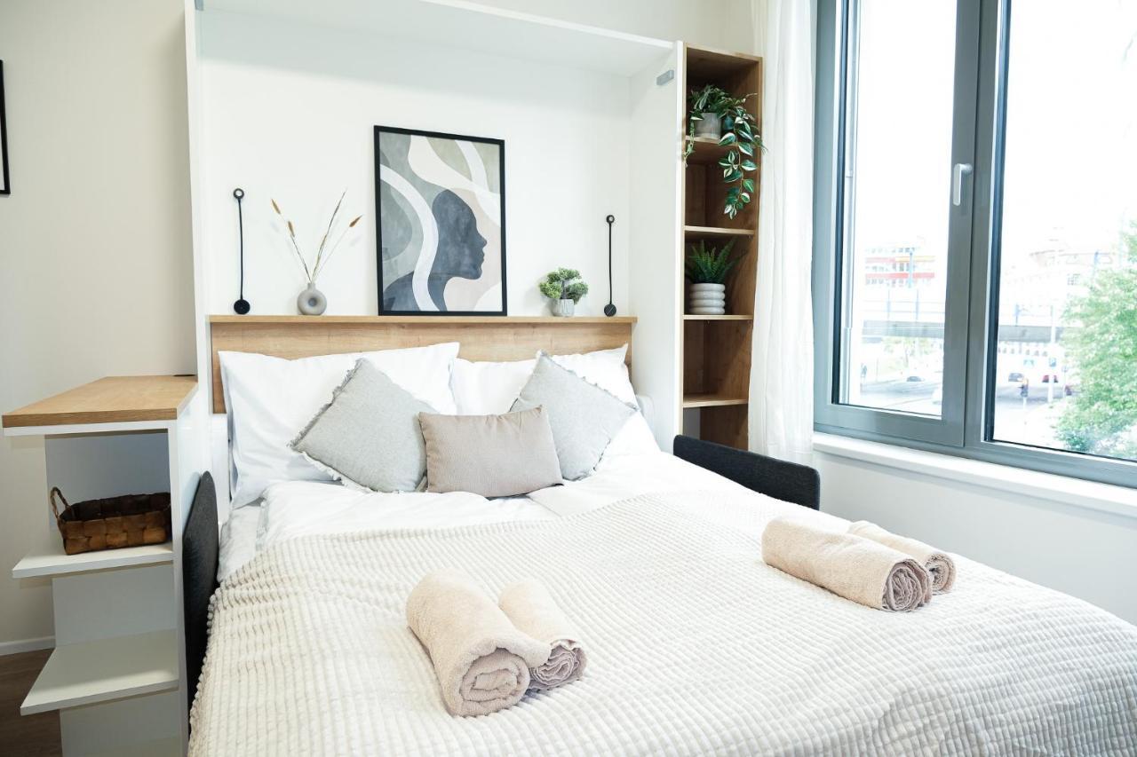 Mymozart Apartments Prague By Rentero Property 外观 照片