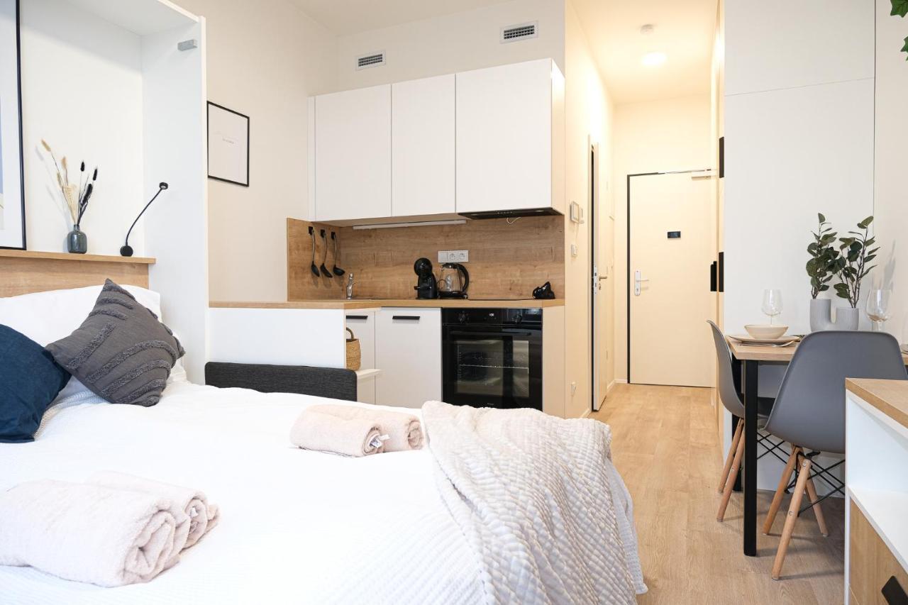 Mymozart Apartments Prague By Rentero Property 外观 照片