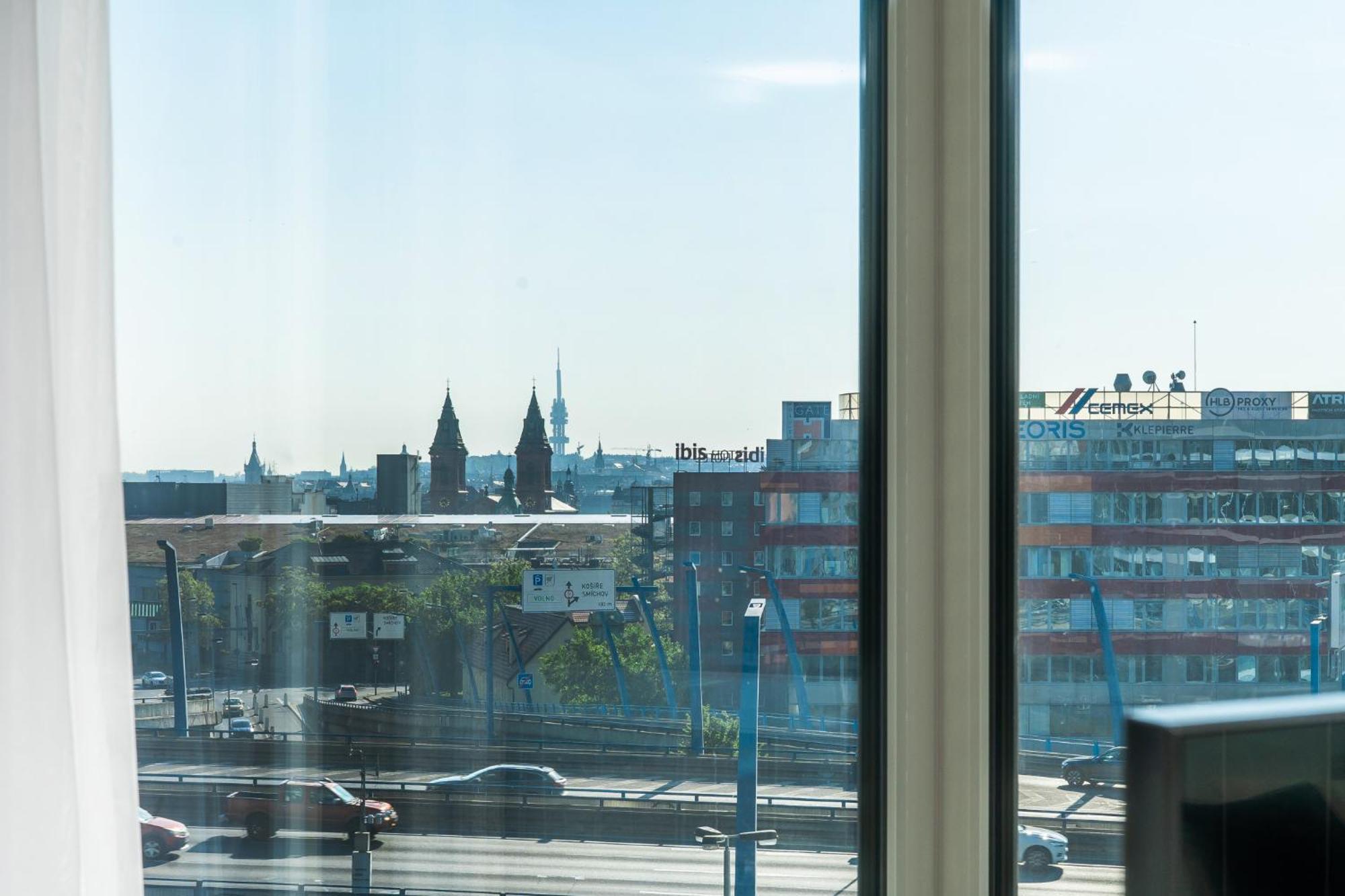 Mymozart Apartments Prague By Rentero Property 外观 照片